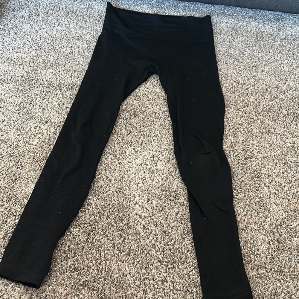 Black leggings no holes